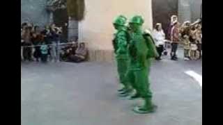 Disneyland Paris: Toy Story's Army Soldiers Dancing Parade