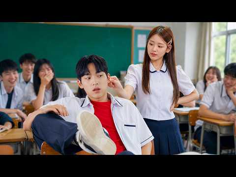 Arrogant President Messes With Bookworm Class Rep & Gets An Unforgettable Lesson