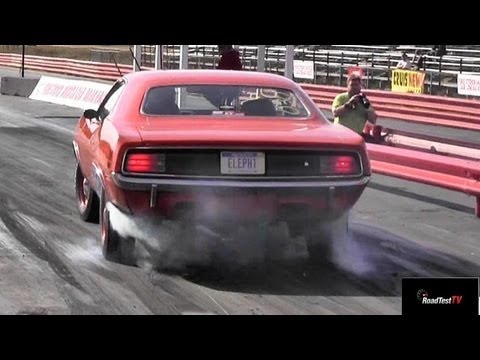426 Hemi Cuda vs 426 Hemi Coronet R/T - 1/4 mile drag race video ... 426 Hemi Cuda vs 426 Hemi Coronet R/T - 1/4 mile drag race video ...