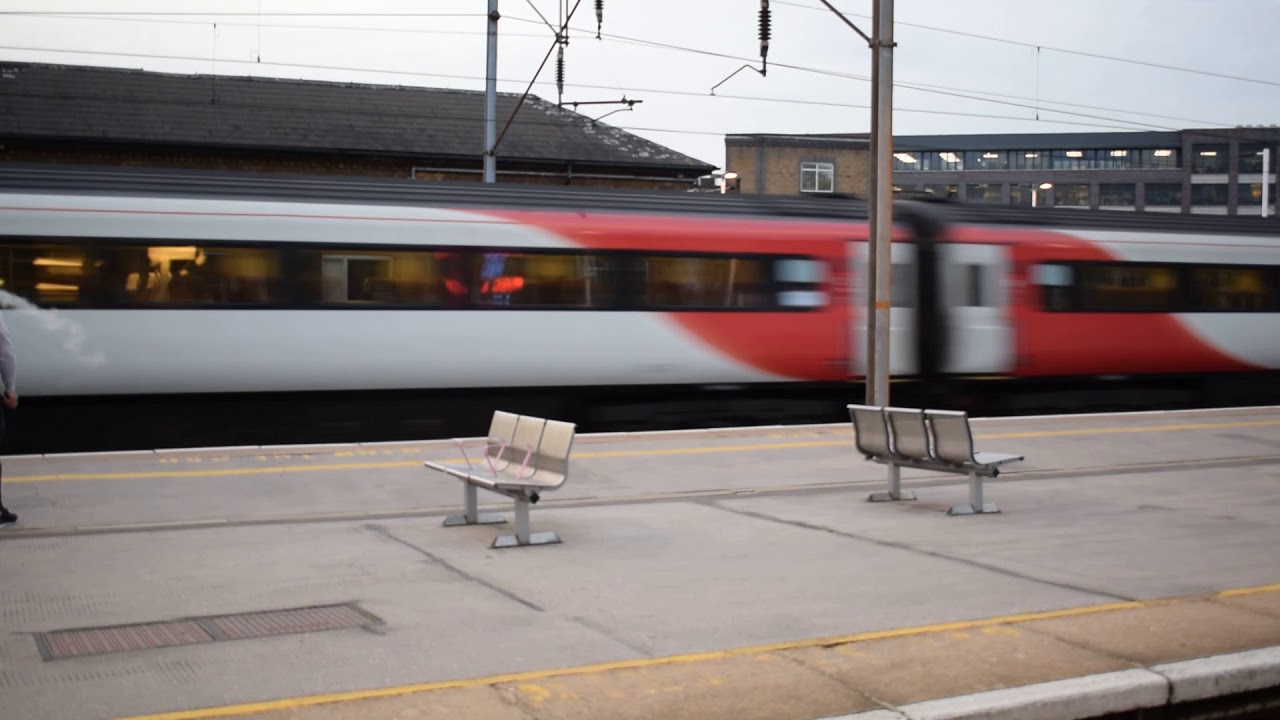 Virgin trains East coast 43319 and 43316