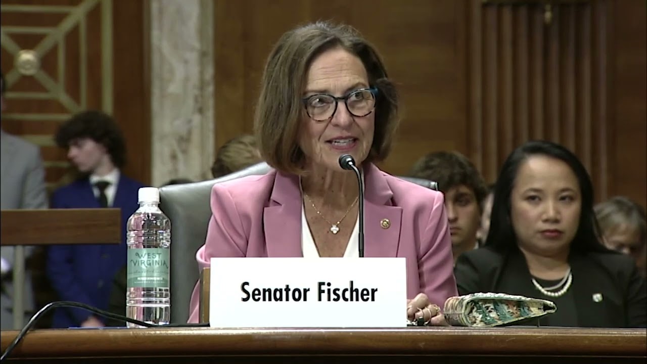 Fischer Commends Nebraska Reservoirs Legislation at Senate Hearing