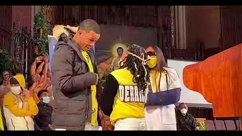 (KING YELLA) LONG LIVE DERRICKA PATRICK what a bea...