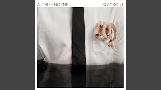 Video thumbnail of "Audrey Horne - Blackout"