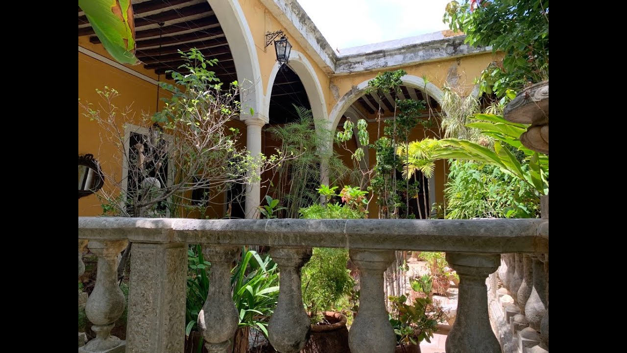 ESPECTACULAR CASONA COLONIAL EN EL BARRIO DE SANTIAGO