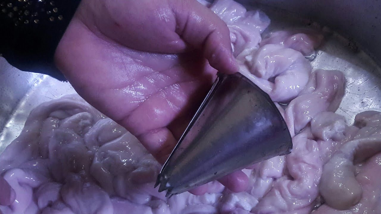 اختراع تنظيف الممبار /بقمع بسكوت العيد في أقل من عشر دقايق😲بيكون زي الشمعه بينور من البياض👌