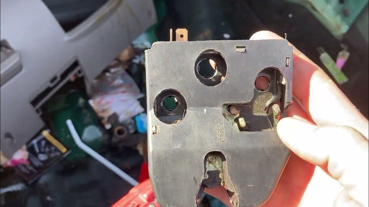 1996-2000 Honda Civic Trunk Latch Removal - YouTube