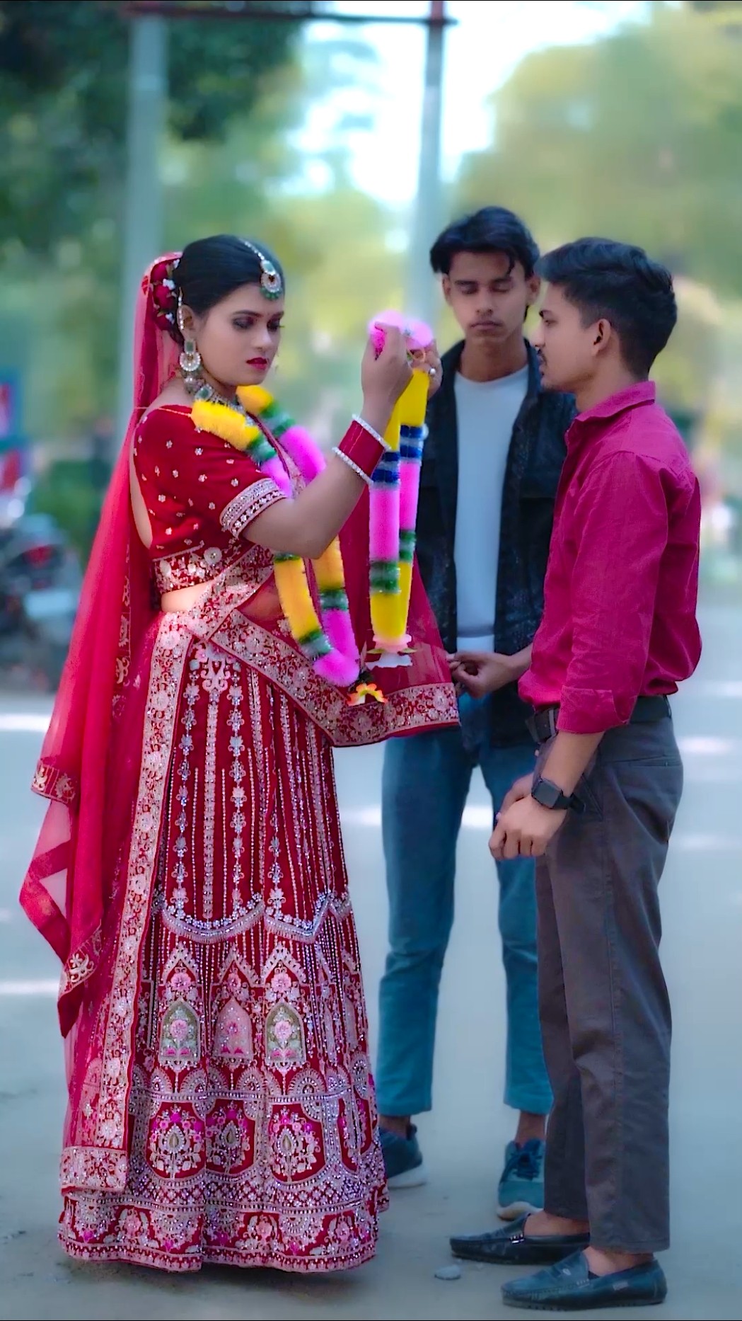 Me tere baho ke jhule me Pali babul
