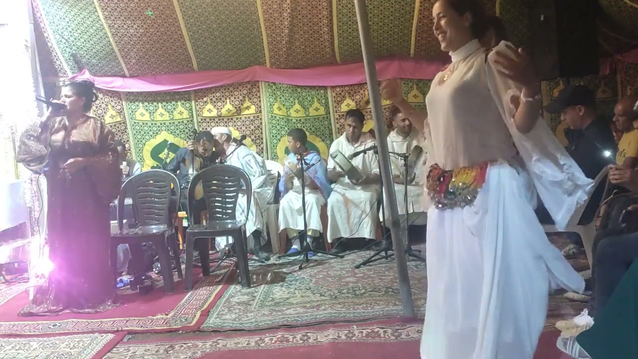 قصارة محيحة مع الجمهور سكوري