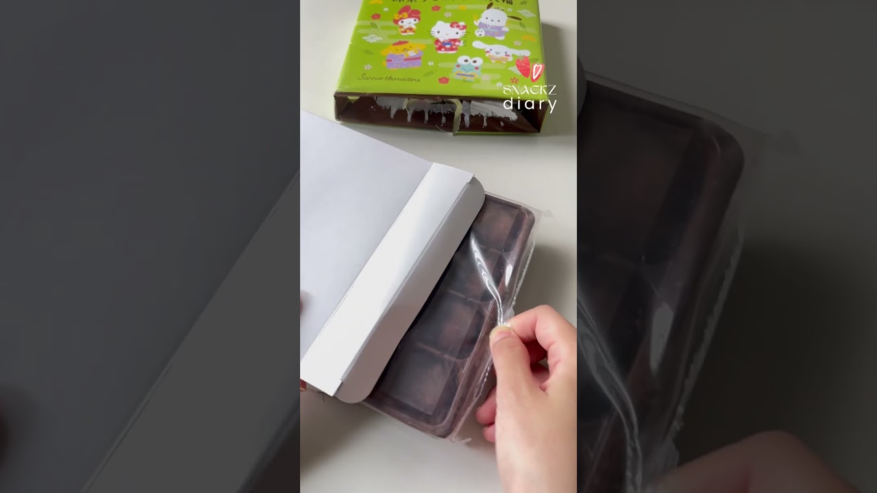 Sanrio Characters Matcha Chocolate Cream Daifuku