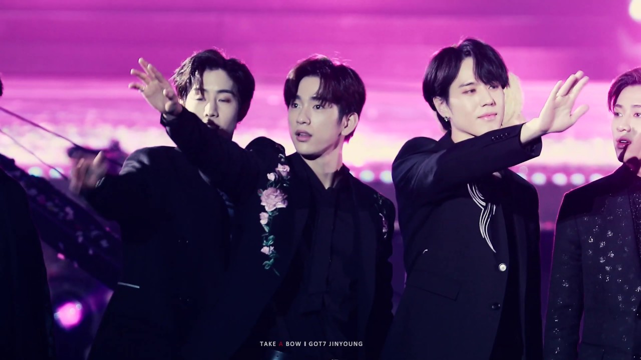 [FANCAM] 181225 SBS GAYODAEJUN ENDING (Jinyoung focus)