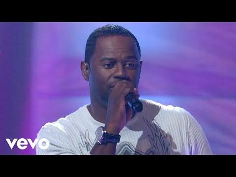 Смотреть «Brian McKnight - Used To Be My Girl (Live)» на YouTube