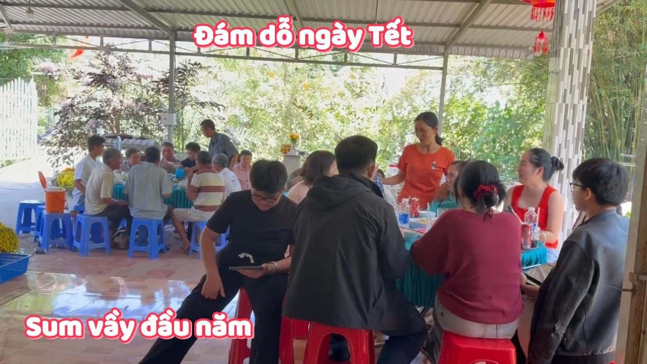 Đám dỗ ngày Tết. Cả gia đình sum vầy đầy ý nghĩa #ngườiđồngtháp
