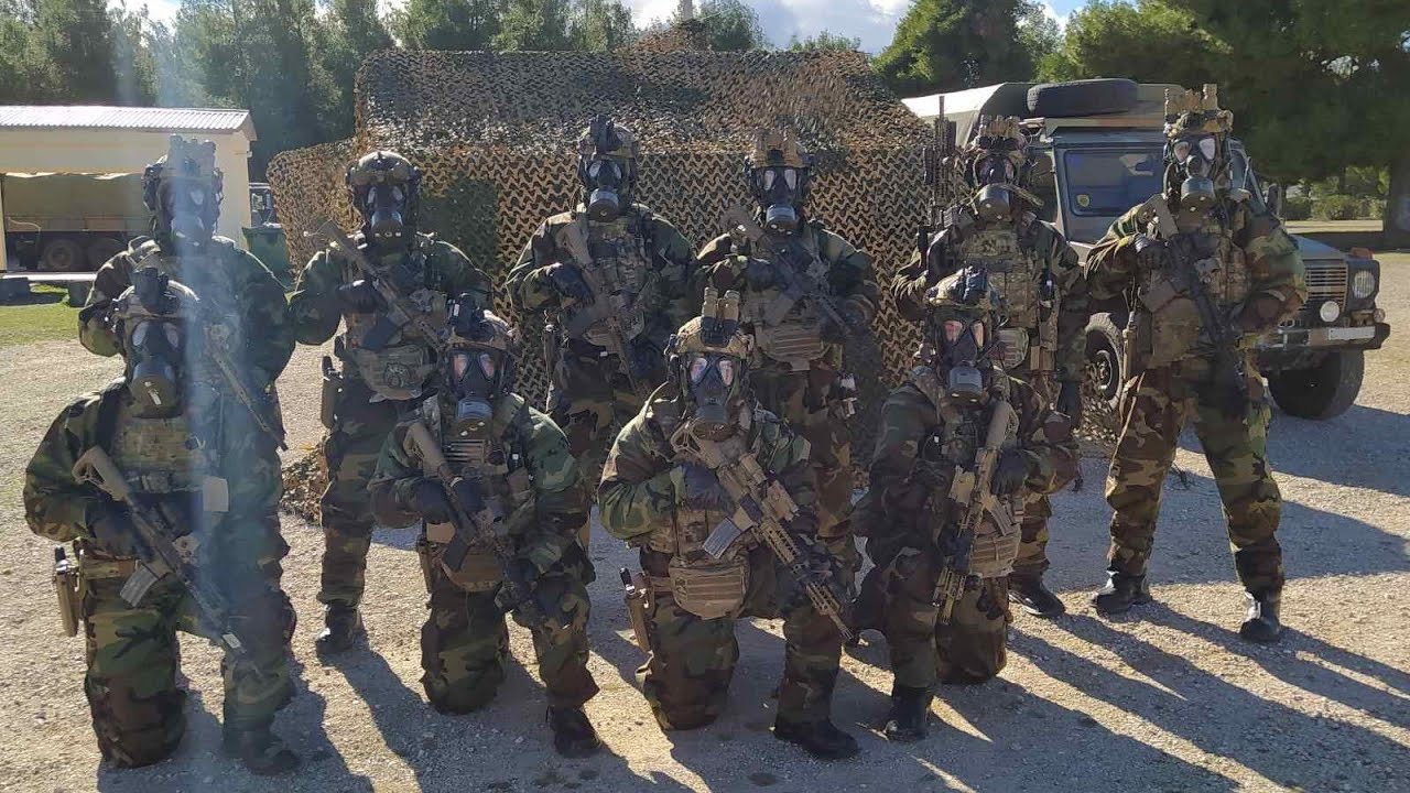Greek Special Airborne Unit Ειδικό Τμήμα Αλεξιπτωτιστών ΕΤΑ part