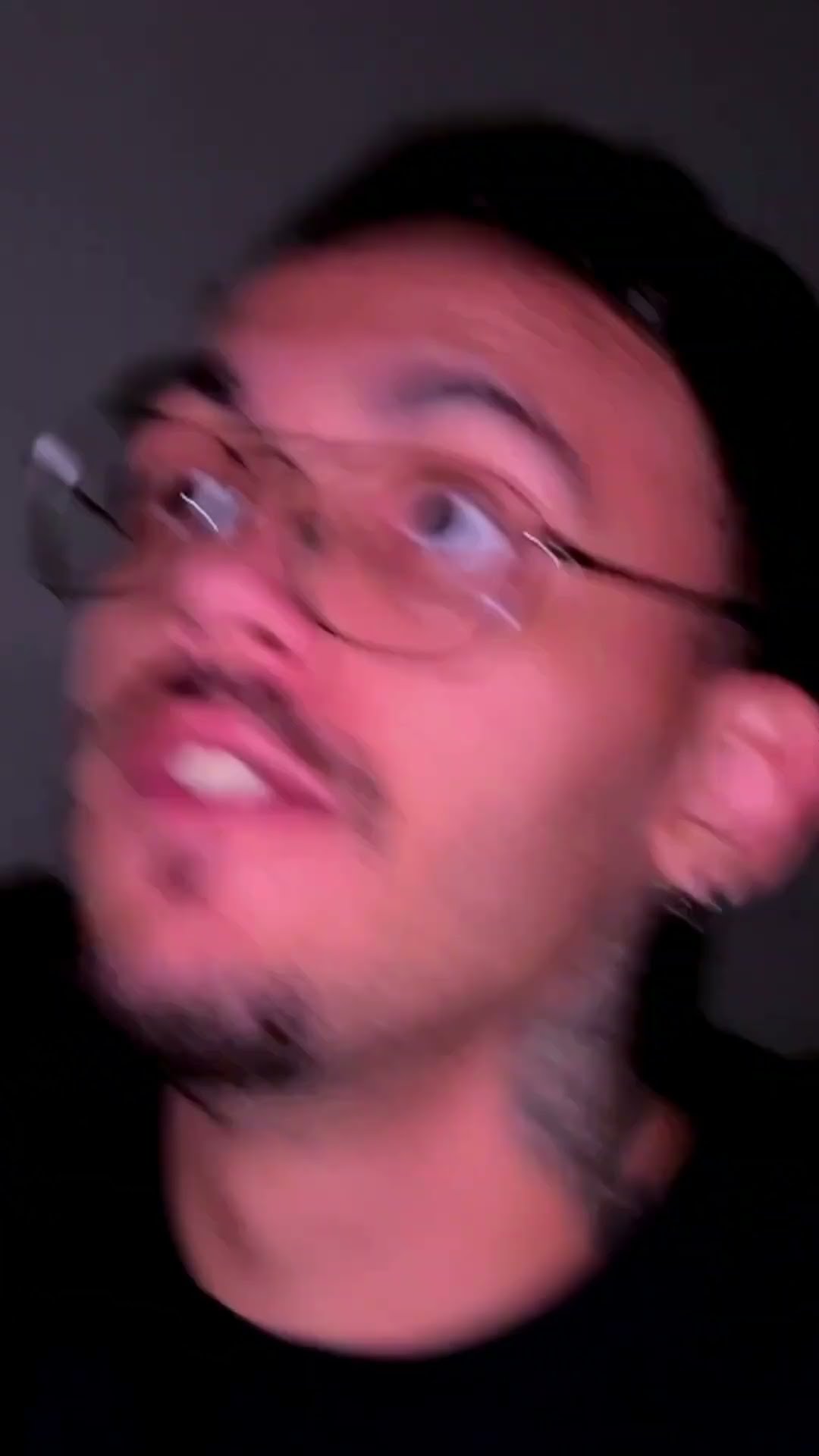 INVADI A CASA DO PALHAÇO YOUTUBER DE MADRUGADA!