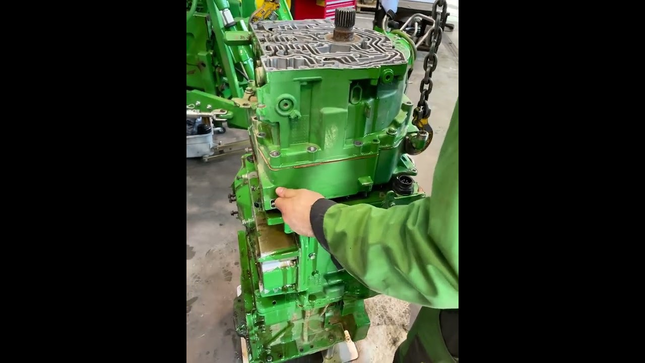 John Deere Direct Drive gearbox “opening”