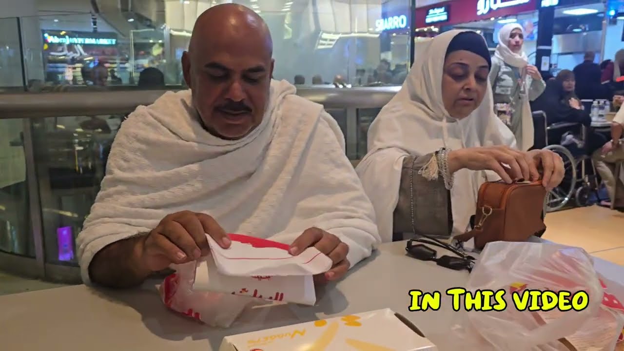 Umrah Jrny P-6 | Al Baik Par Broast Nahi Mila 😢 | Ami Abu Ne Fresh Nuggets & Blaban Dessert Try Kiya