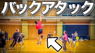 (Volleyball match) I hit a back attack from the middle for the first time in a while.