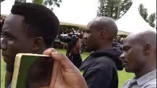 Tiga tobe amo buna Omogusii Otebire Samwel Apoko eraundi eye FRED MATIANG'I.👏👏