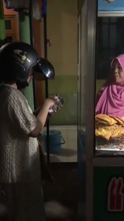 NEMENIN SI DOI BELI GORENGAN | HALU STORY #shorts  #storyhalu #storyig #storywa