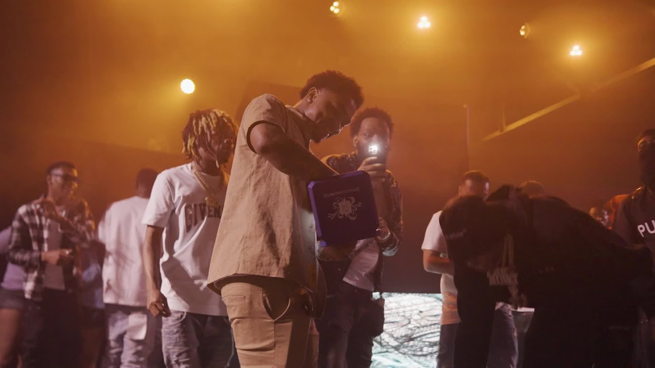 Kenny Muney - Blue Muney (Vlog 4), Giving out Chains, Dying Muney Blue, ending Glockoma Tour