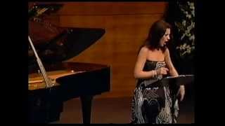 Angela Gheorghiu - Donizetti: Me voglio fa'na casa miez' 'o mare - Barcelona 2004 chords