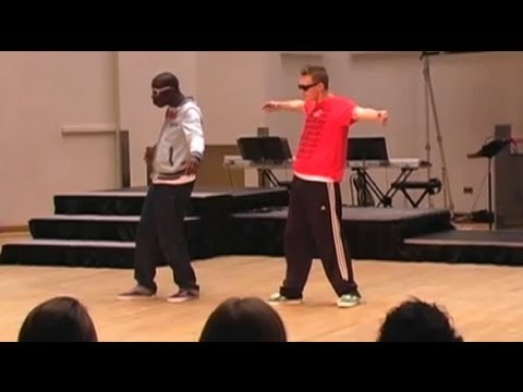 Dance Style: POPPING not LOCKING