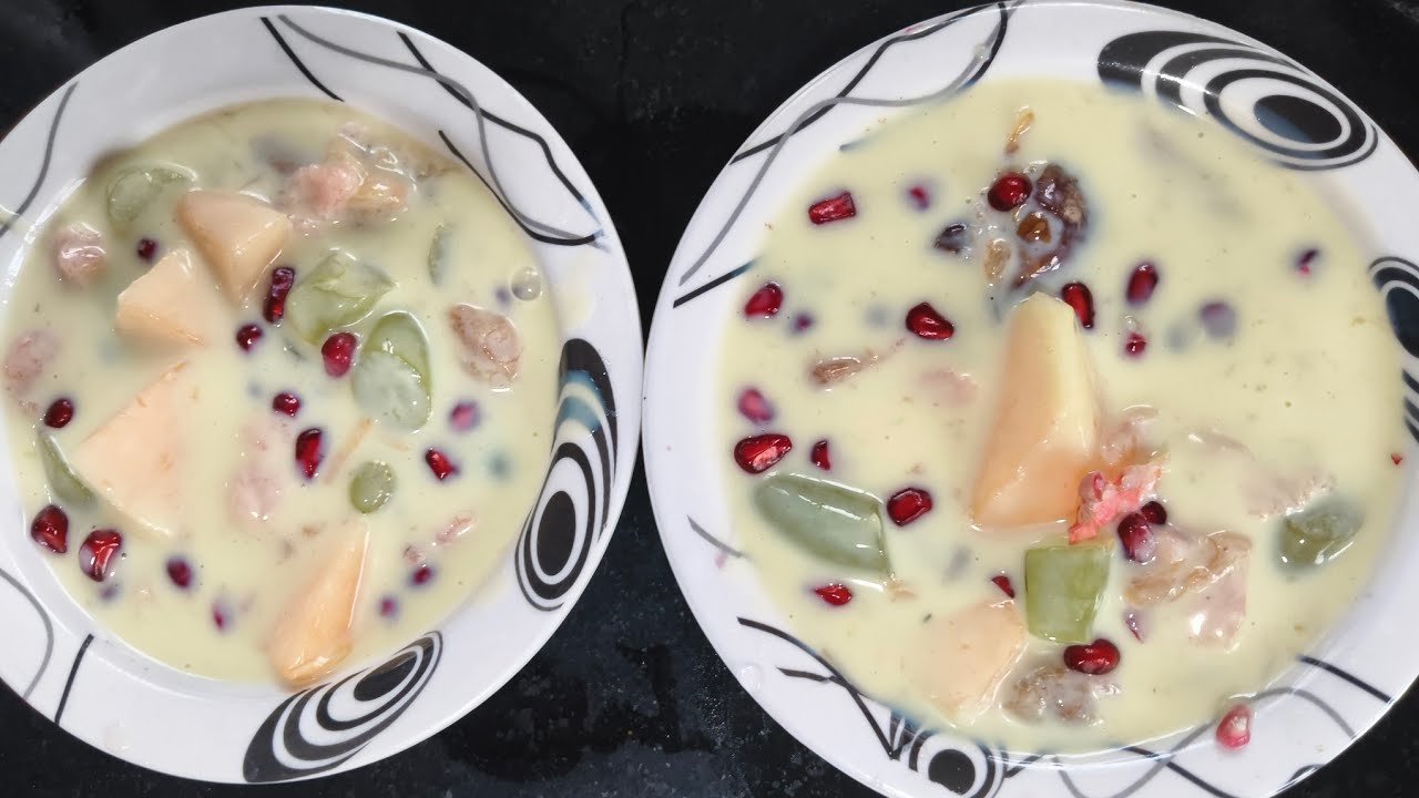 ఇంట్లోనే చాలా ఈజీగా తయారుచేసుకునే ఫ్రూట్ సలాడ్.  How to prepare fruits salad recipe//Fruit Recipe 🍓