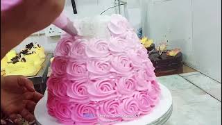 Dolls wala Cake ka design|| pink colour  doll cake #doll #cake #video 