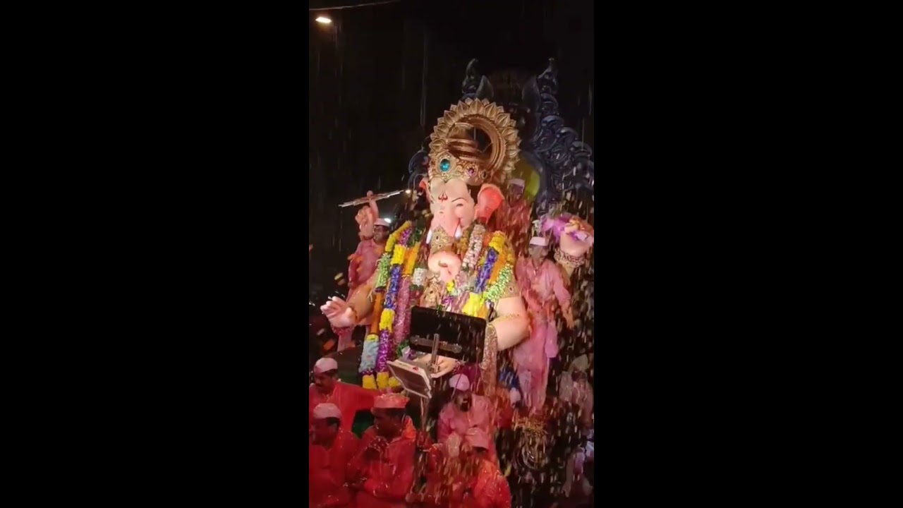 Lalbaug Cha Raja  Visarjan 2019  lalbaugcharaja  lalbaug  ganpati  shorts  visarjan2022  viral