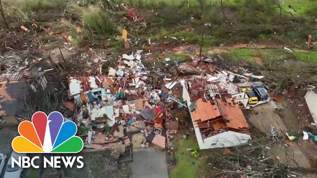 5 Dead After a Tornado in Missouri as Severe Storm Threat Remained