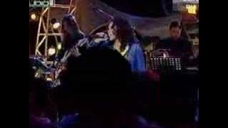 Download lagu ezlynn & ella