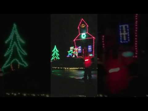 Video: Drive-Thru Lumini de Crăciun la Fantasy Lights