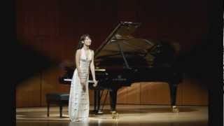 Alice Sara Ott plays Chopin Waltz