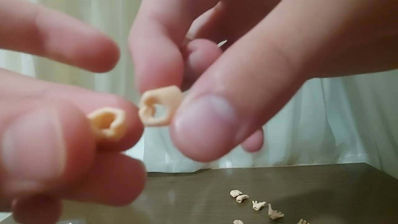 Review Trunks actuon figure 