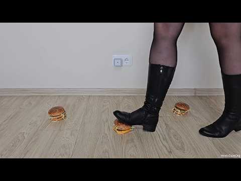 Three Big Macs Crush in Flat Leather Boots Preview