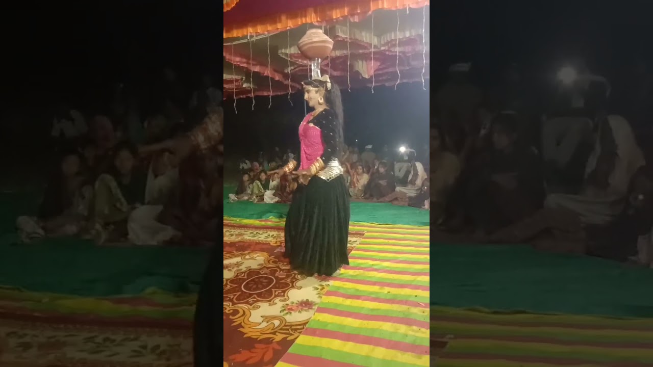 सांवरिया जी का भजन करते हुए रामचंद्र रौतेला ग्राम