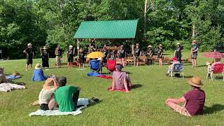 Gamelan Sulukala plays Gundul Pacul on angklung
