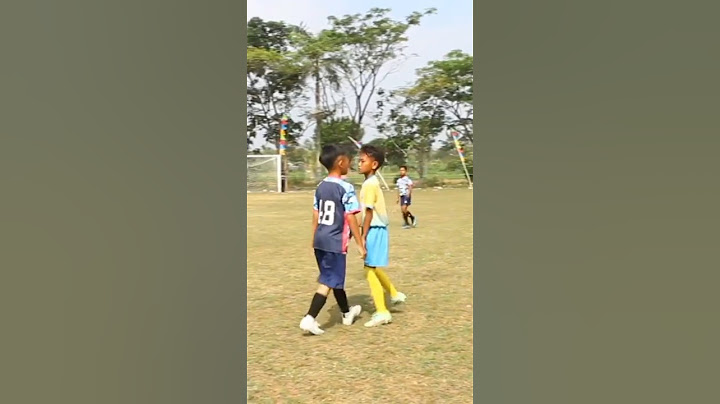 Bocil Jangan Berantem ya Main Bolanya #bocilygmain #katakbhizer #bolaanak @ToiqAnakBola