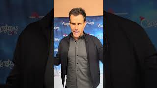 Cameron Mathison at Christmas Con 2024 in Edison, NJ