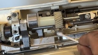 Hmmm didn't expect this. Singer 6230