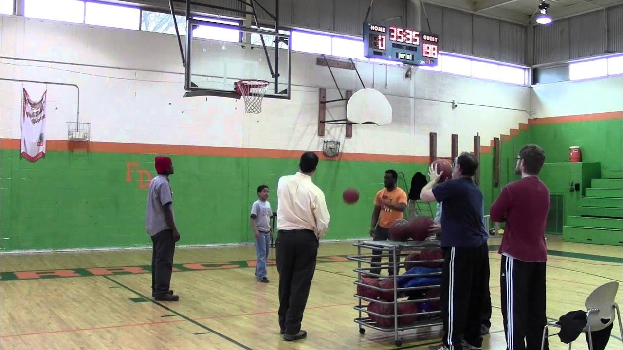 Blindolded Free Throw World Record 1 hour by Paul Sauers YouTube