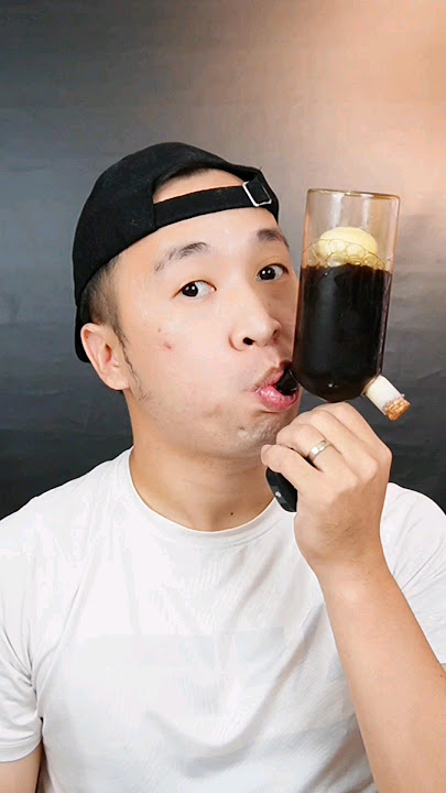 ASMR Drinking Coffee Milk🥛 #asmr #mukbang #drinkwater #uniquebottle #funnyvideo #milk #coffee