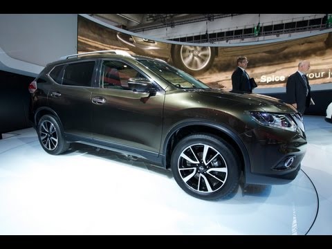 2014-nissan-rogue-unveiled-|-2013-frankfurt-auto-show