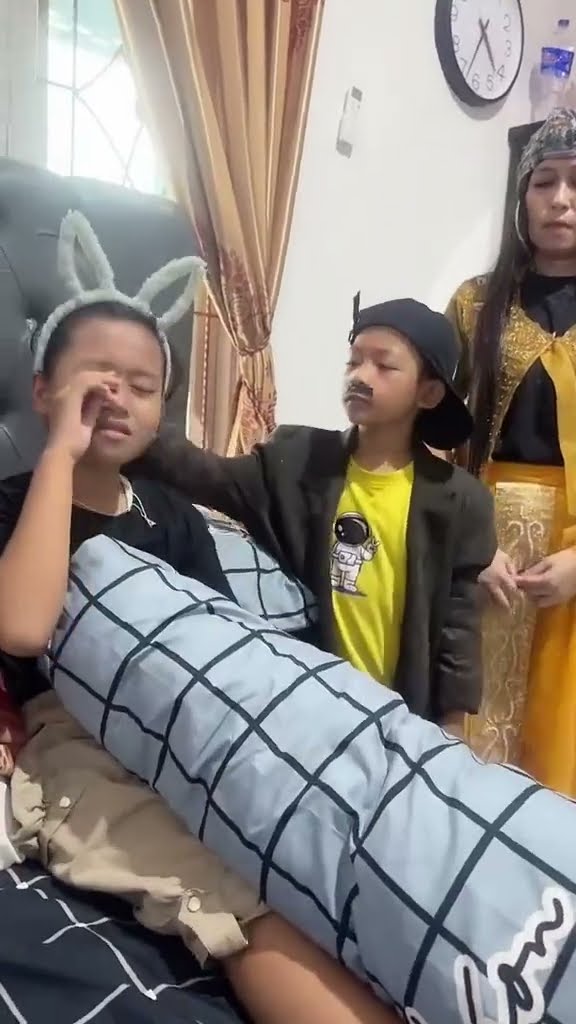 Vidio kocak dan gokil @nyaikembang1nyaikembang1 /kisah cila?