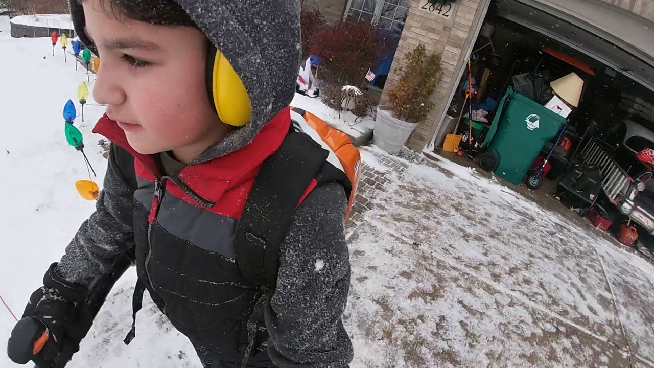 Stihl Backpack Blower Demo In Snow!! The Snowblower!! YouTube
