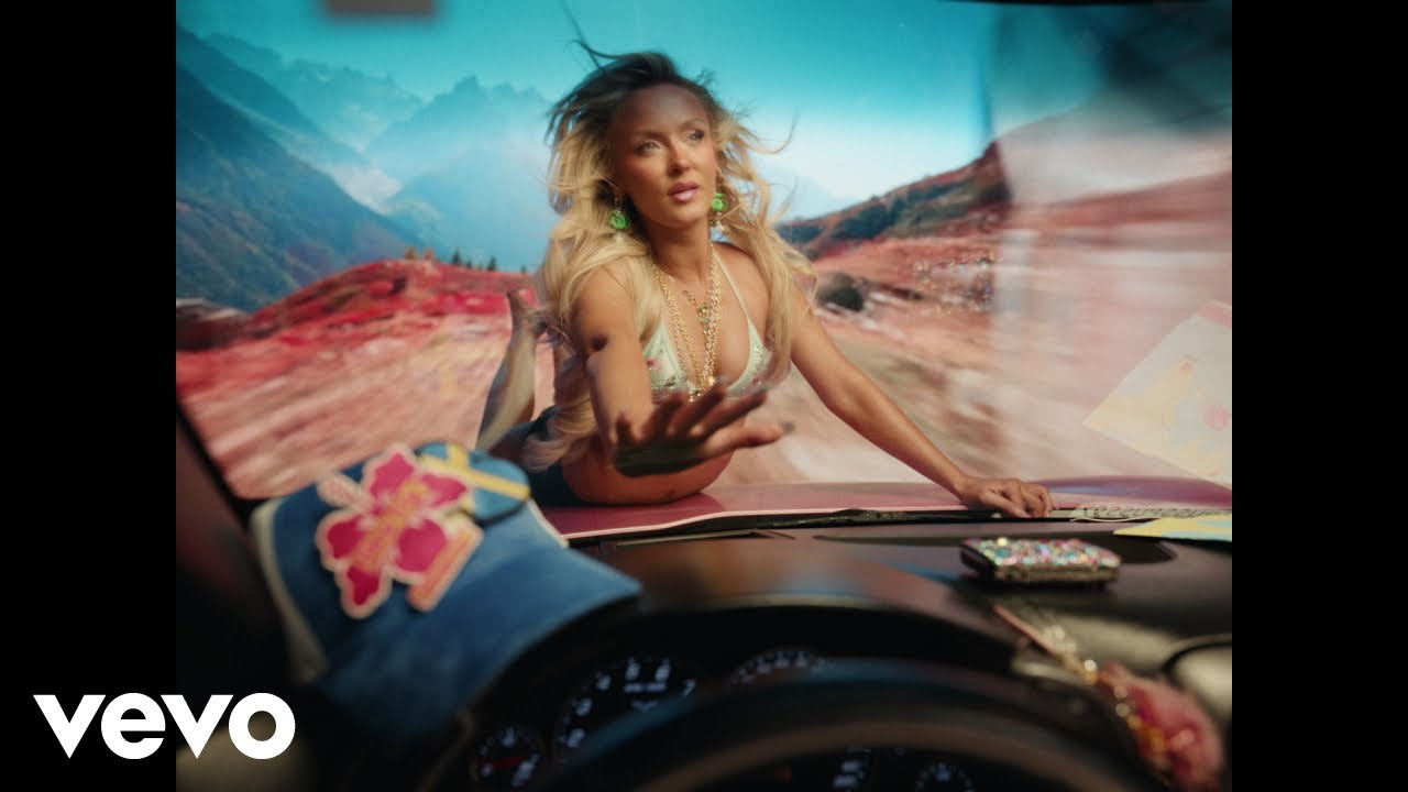 Zara Larsson, Shakira - Eurosummer