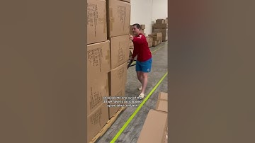 Unloading a container