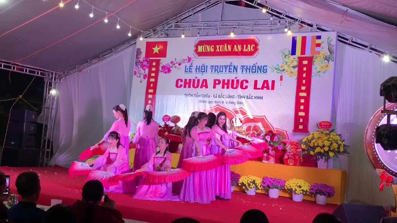 đội múa tổ liên gia số 3 Xuân Phú Bắc Lũng