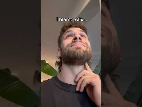 Alix had the nerve to play Christmas music and🎄happened… #alixandstephen #couples #christmas
