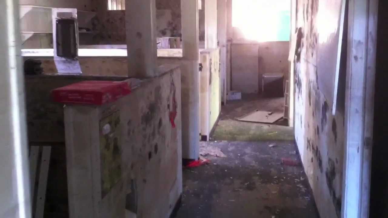 abandoned-six-flags-closed-amusement-park-new-orleans-la-youtube